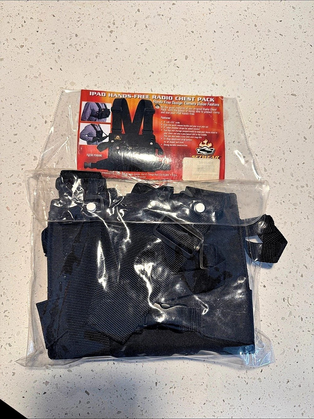SEIWEAR IPAD Hands-Free Radio Chest Pack Black NWT